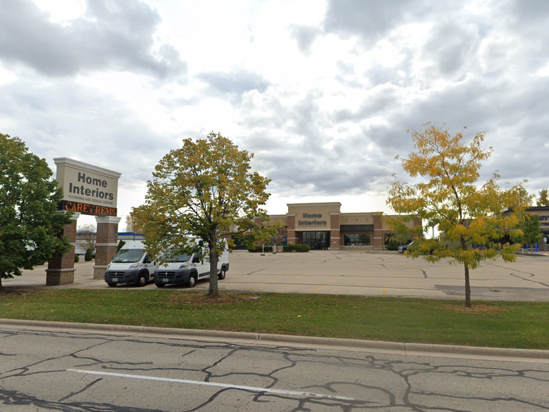 Flooring experts at Home Interiors in Green Bay, WI